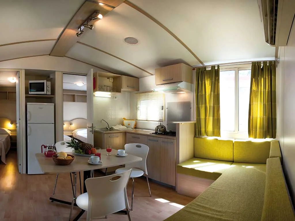 venezia-camping-in-town-interior