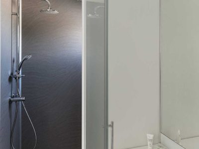venezia-camping-intown-hu-stay-smart-s-mobile-homes-bathroom