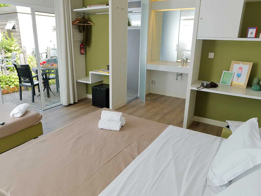 venezia-camping-intown-hu-stay-smart-s-mobile-homes-bedroom-vii