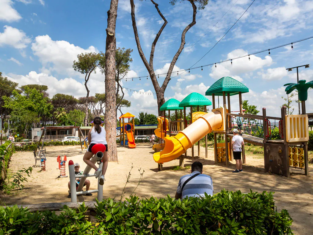 hu-fabulous-village-kids-outside-playground