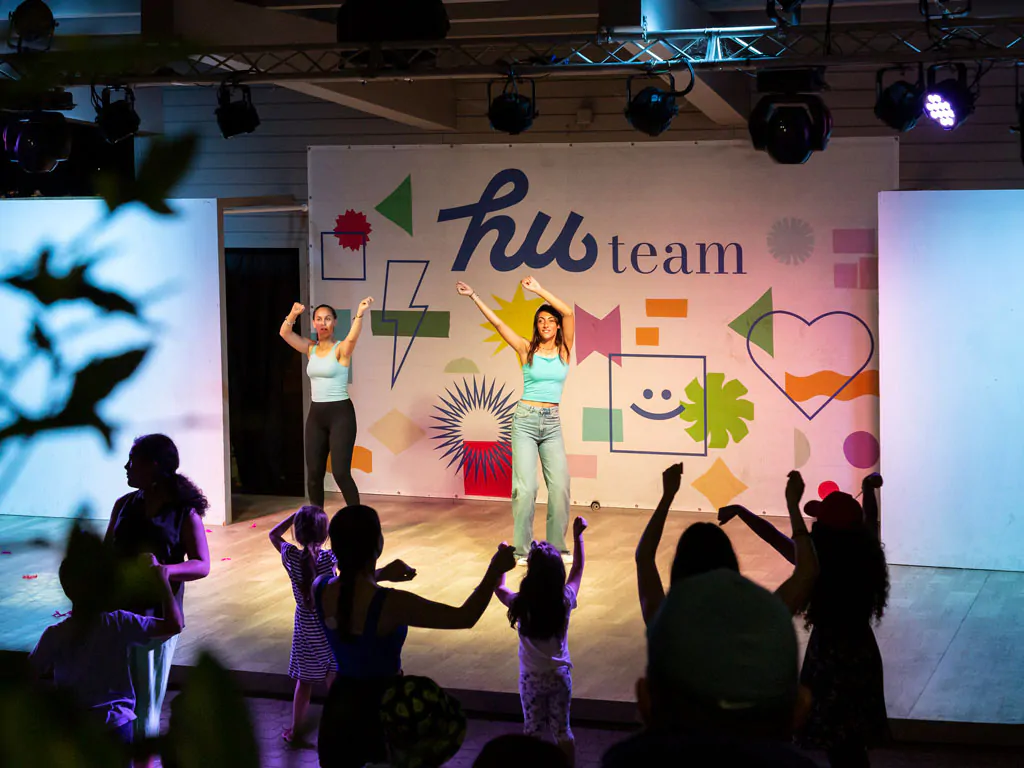 hu-fabulous-village-mini-club