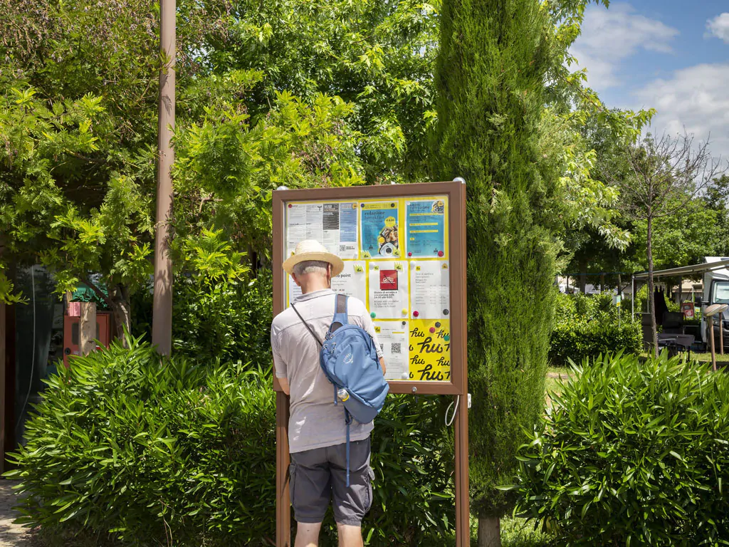 hu-firenze-camping-in-town-info-board