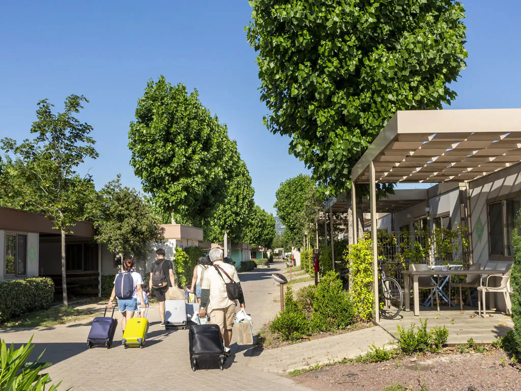 hu-firenze-camping-in-town-mobile-home-zone