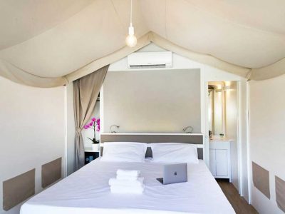 hu-glamp-smart-bedroom