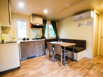 hu-stay-easy-xl-mobile-homes-kitchen