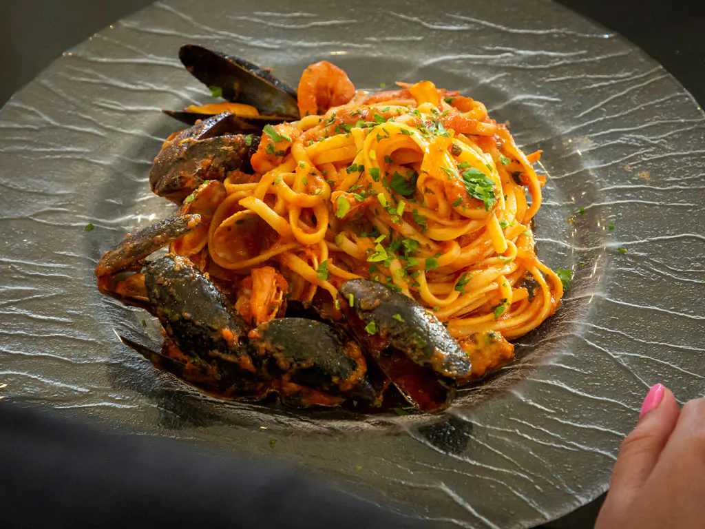 hu-venezia-camping-in-town-food-pasta