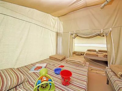bungalow-tent-interior-bedroom-i