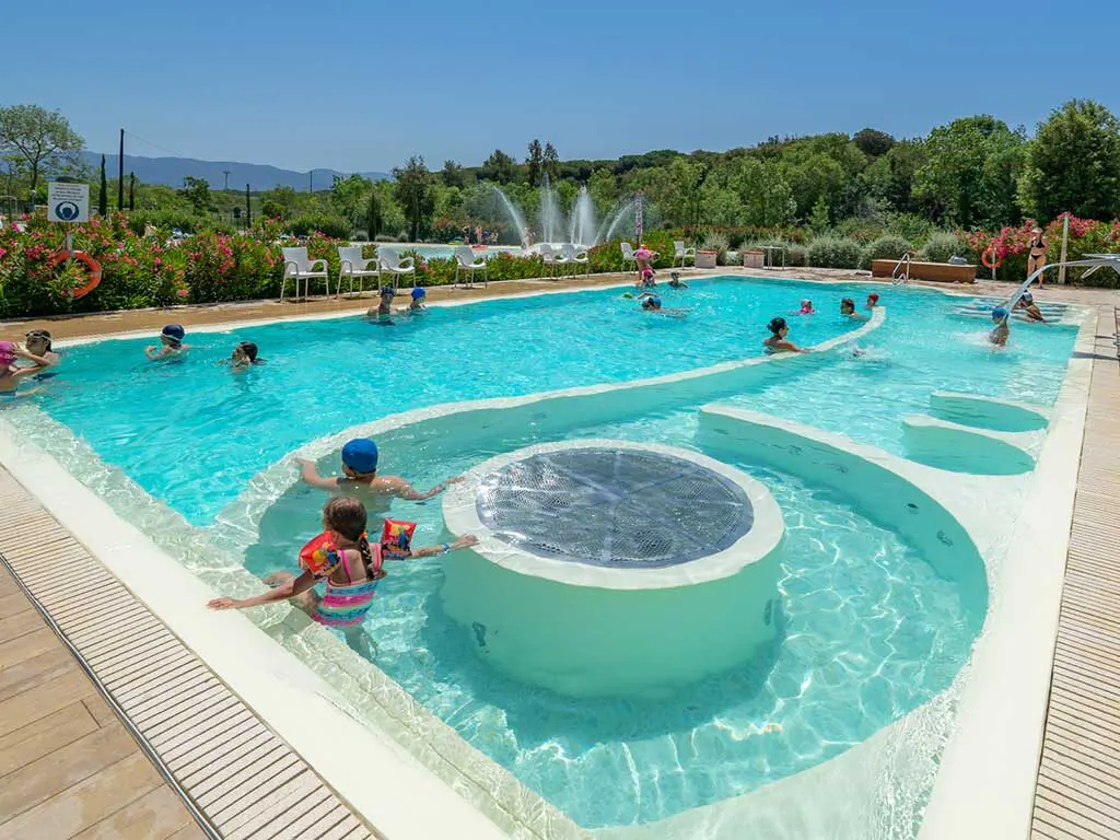 camping-etruria-pool-1024x768