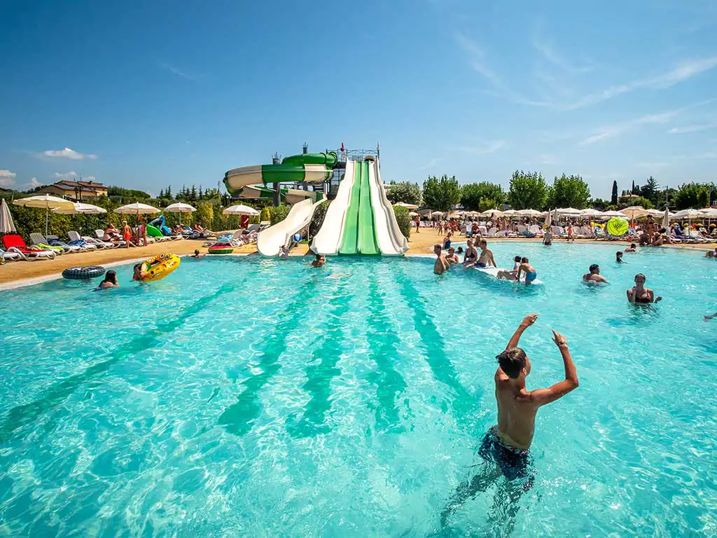 camping-lido-lasize-pool