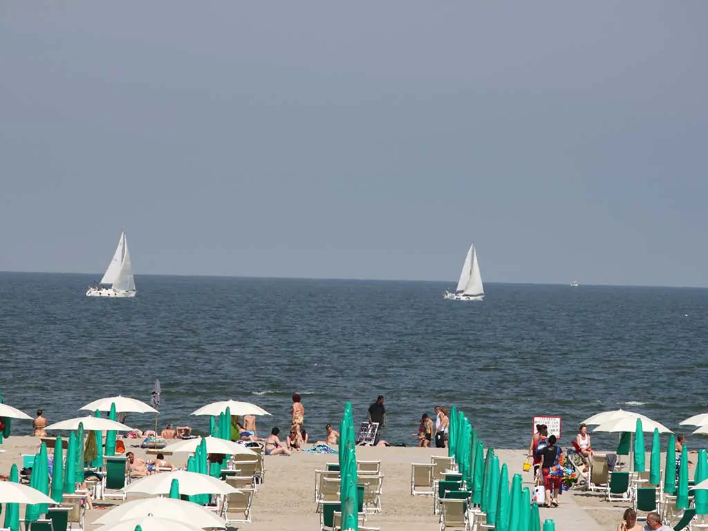 camping-mare-e-pineta-beach-ii