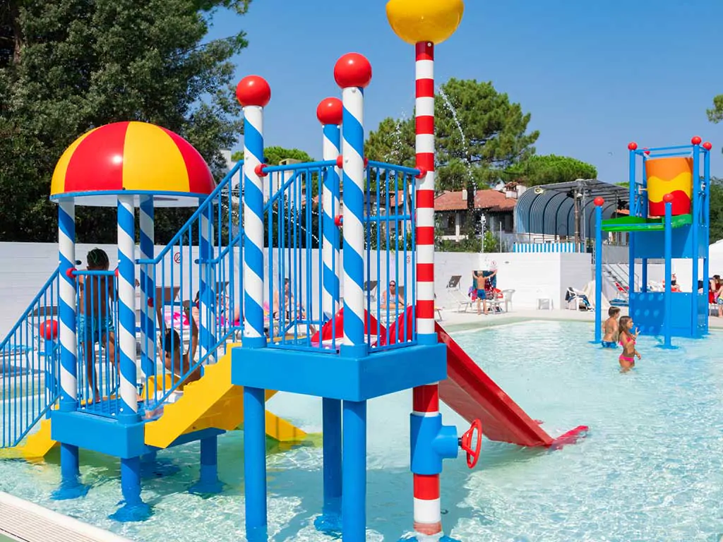 camping-mare-e-pineta-pool-i