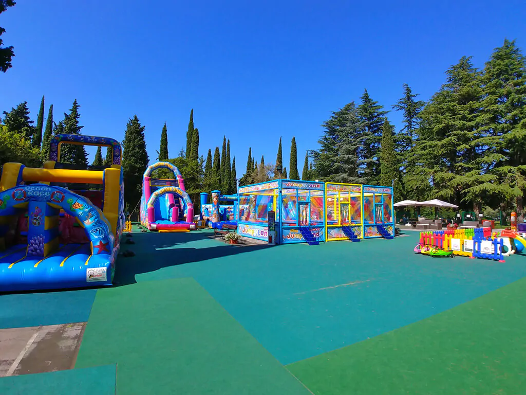 campsite-adria-ankaran-campers-kids-playground-2