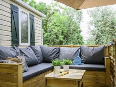 campsite-bijela-uvala-mobile-home-premium-exterior-terrace-i