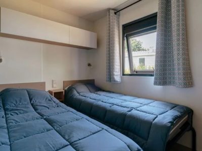 campsite-bijela-uvala-mobile-home-premium-interior-bedroom-single-i