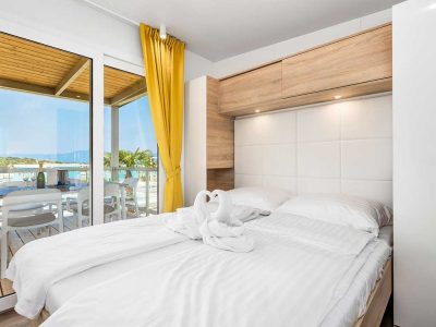 family-mobile-homes-bedroom-i