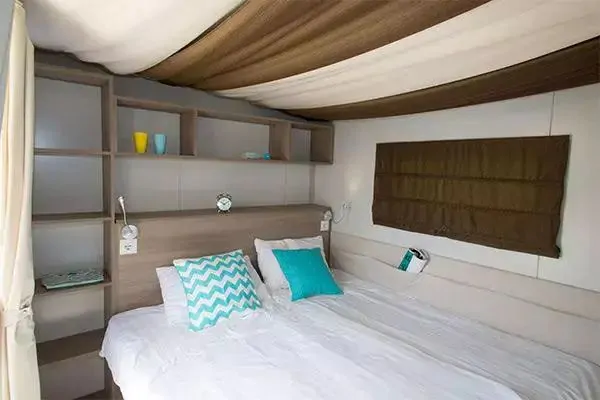 hybridlodge-clever-interior-bedroom