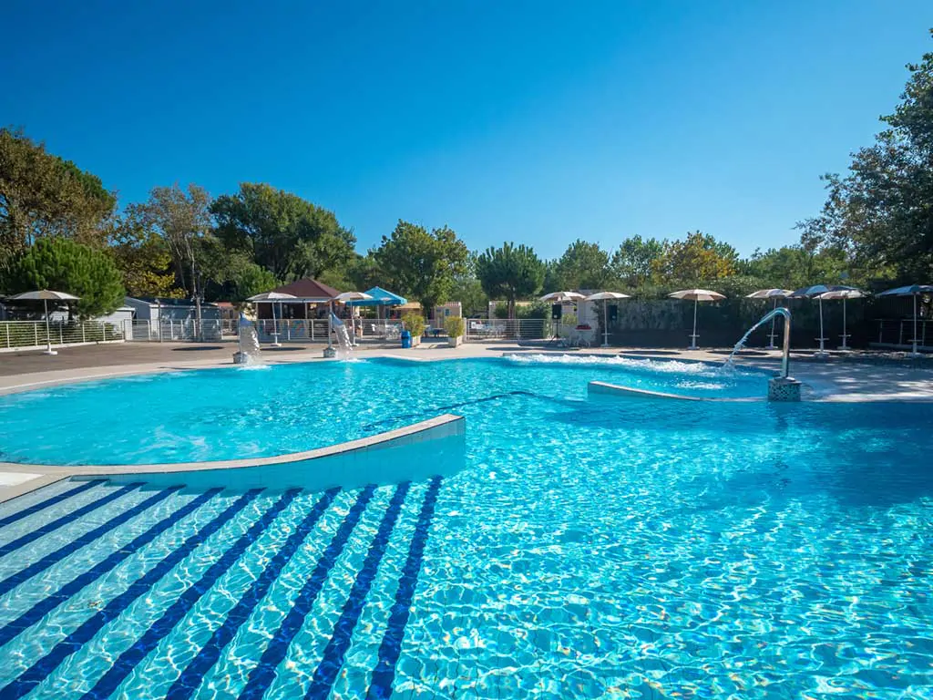 marina-family-camping-village-pool-iii