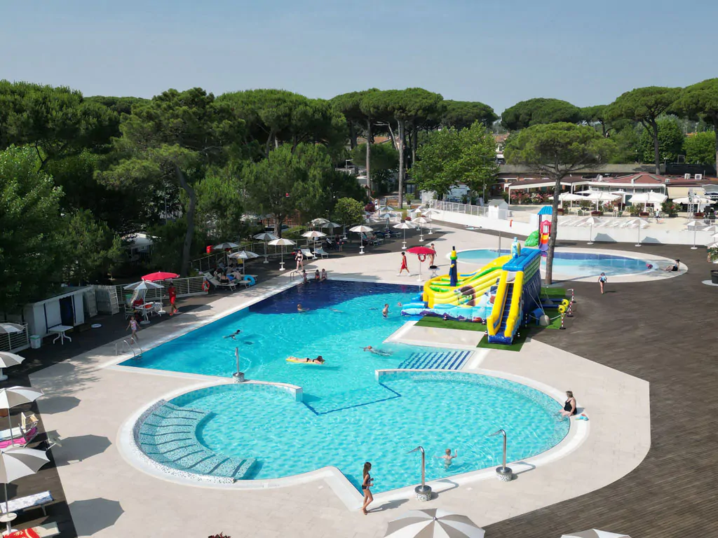 marina-family-resort-pool-air-view-people