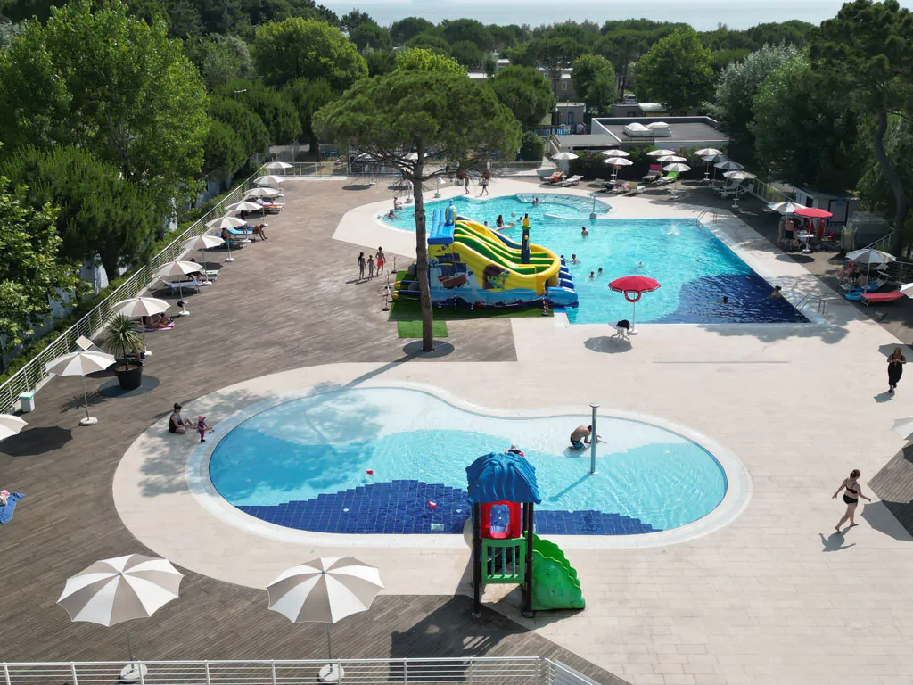 marina-family-resort-pool-slide