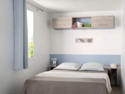 mobile-home-riviera-interior-bedroom-double-bed