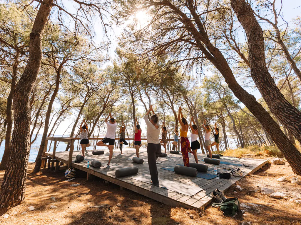 obonjan-island-resort-yoga-session