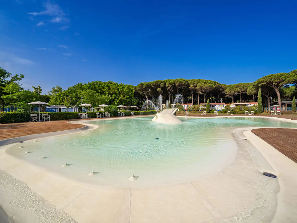 pineta-sul-mare-mobile-homes-pool