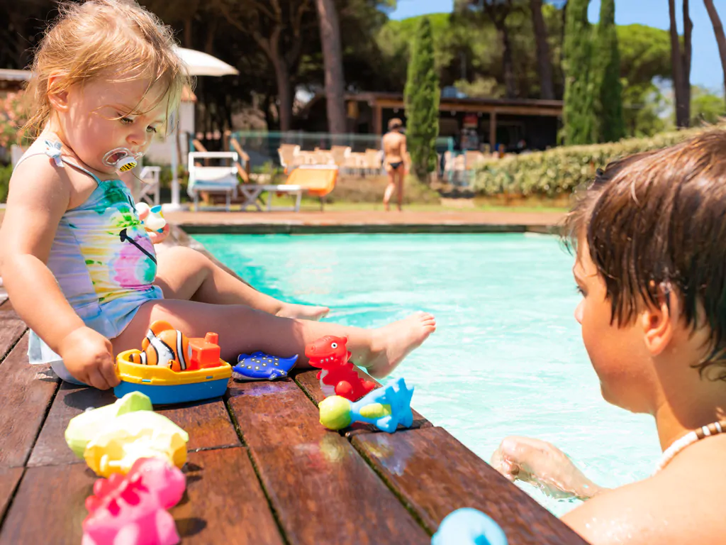 pineta-sul-mare-campsite-pool-family-fun-i