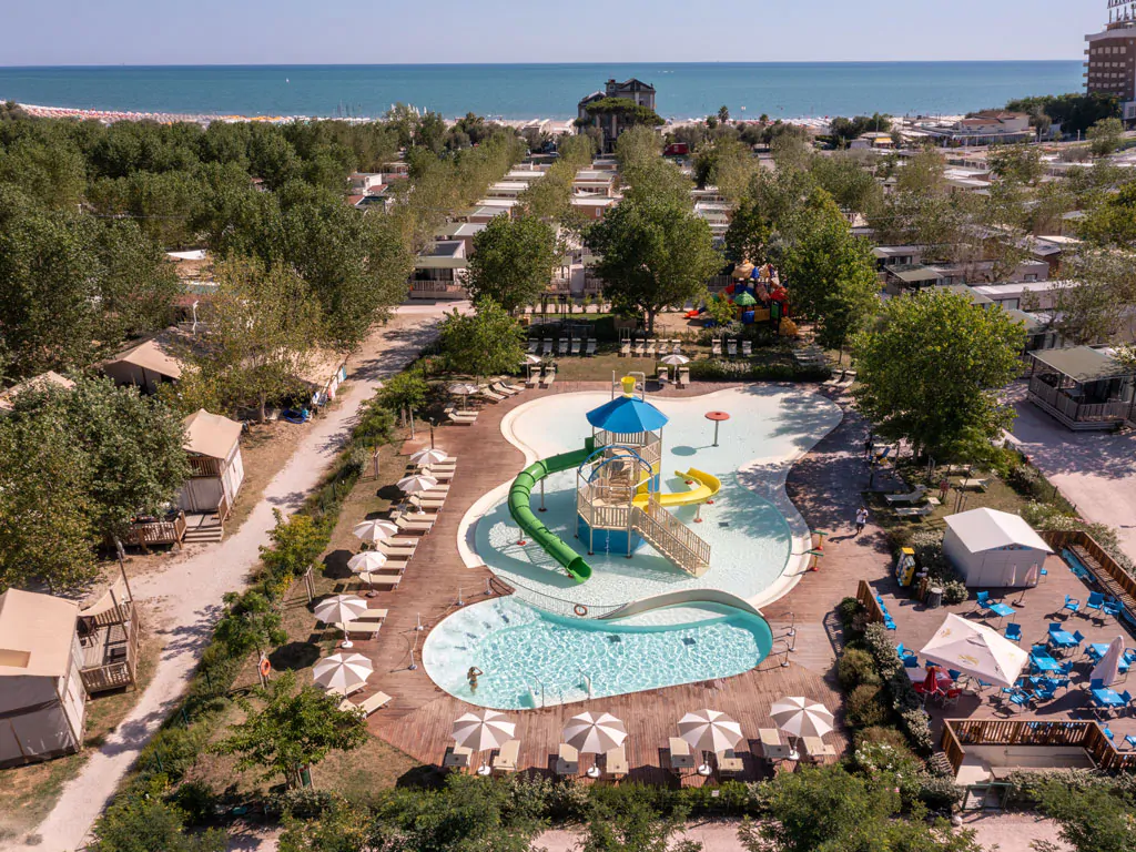romagna-family-village-pool-birds-eye-ii