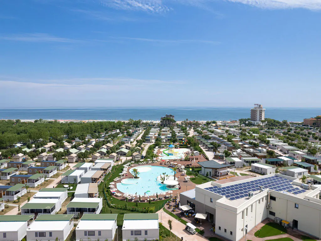 romagna-family-village-pool-overview