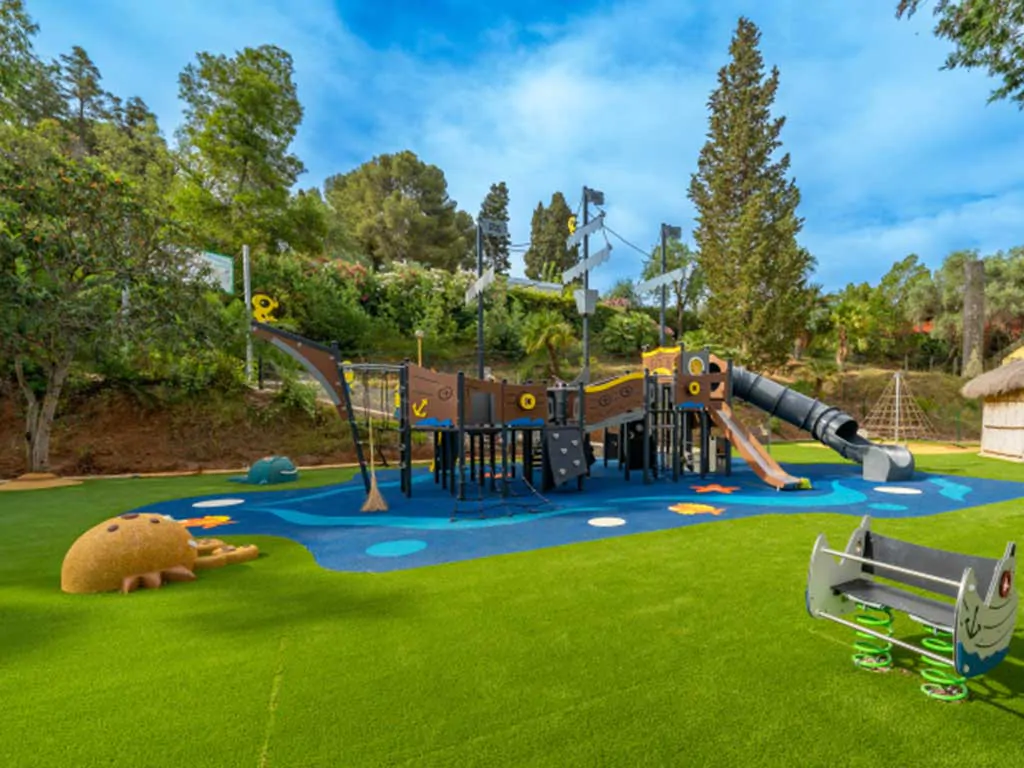 rosselba-le-palme-children-playground-i