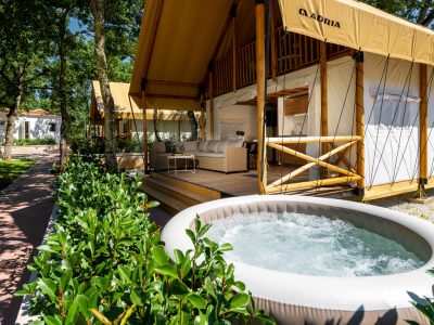 banki-green-istrian-village-loft-exterior-jacuzzi