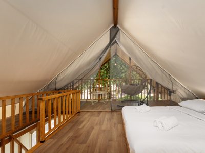 banki-green-istrian-village-loft-interior-master-bedroom