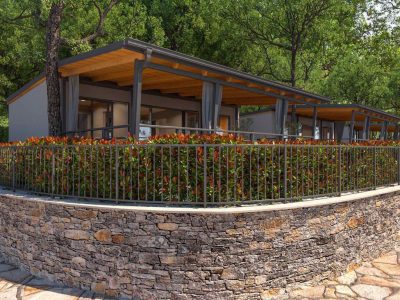 campsite-banki-istiran-village-mobile-homes-exterior-i