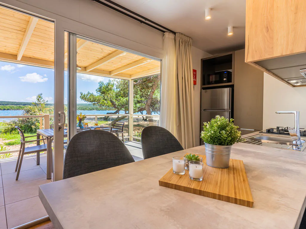 mobile-home-surf-beach-village-interior-kitchen-top-2