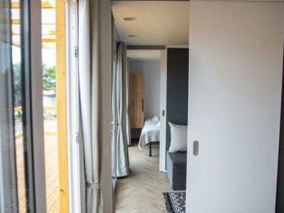 obonajn-island-resort-mobile-home-sun-lodge-m-interior