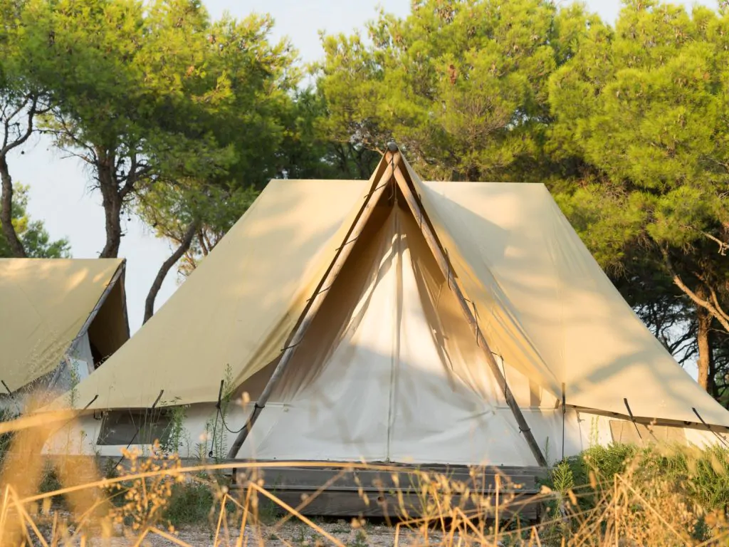 obonjan-island-resosrt-glamping-tent-bell-tent-s-exterior-i