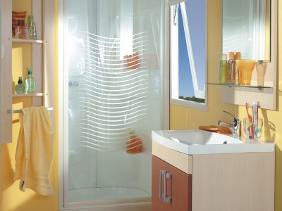 venue-holidays-campsite-cisano-san-vito-bathroom