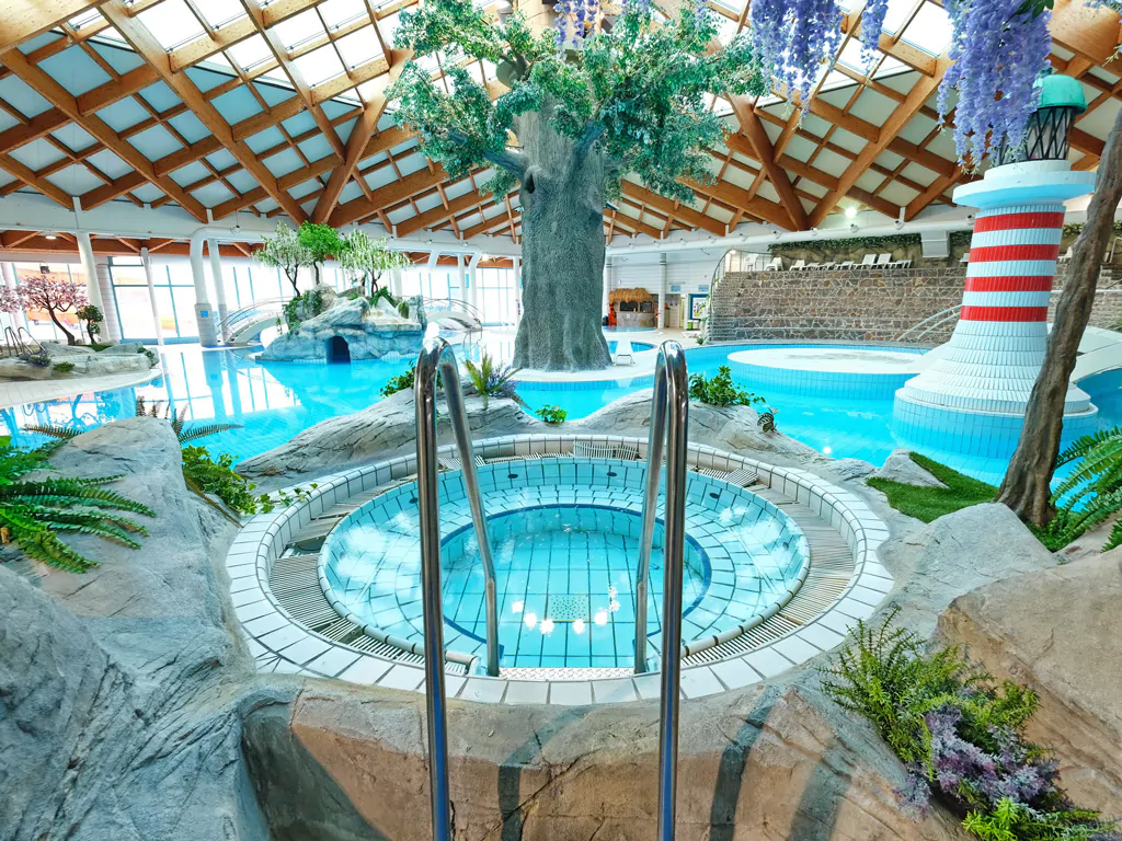 campsite-terme-catez-indoor-pool-jacuzzi