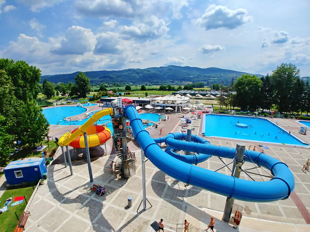 campsite-terme-catez-outdoor-pool-slides-iii