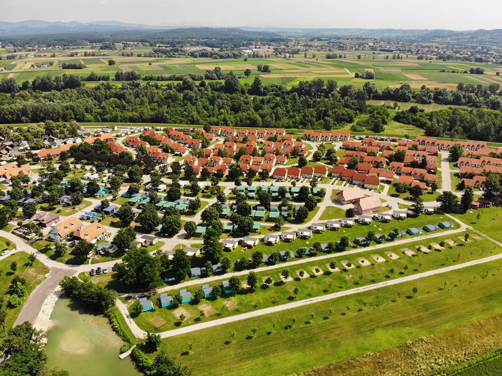 campsite-terme-view-from-above-apartments-and-mobile-homes