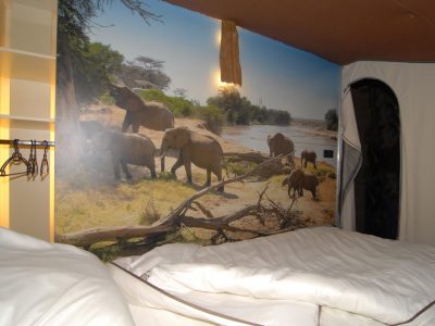 mobile-home-sunlodge-jungle-interior-bedroom