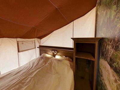 mobile-home-sunlodge-jungle-interior-bedroom-double-bed