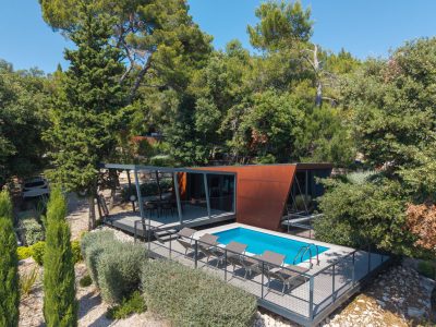 porton-nature-hideouts-mobilehome-porton-holiday-home-pool-one-module-exterior-airview