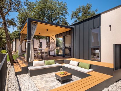 campsite-amarin-mobile-home-premium-exterior-lounge