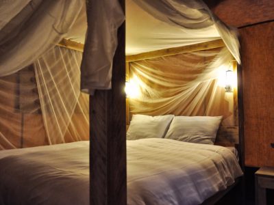 glamping-tent-sunlodge-bintulu-interior-bedroom-double-bed