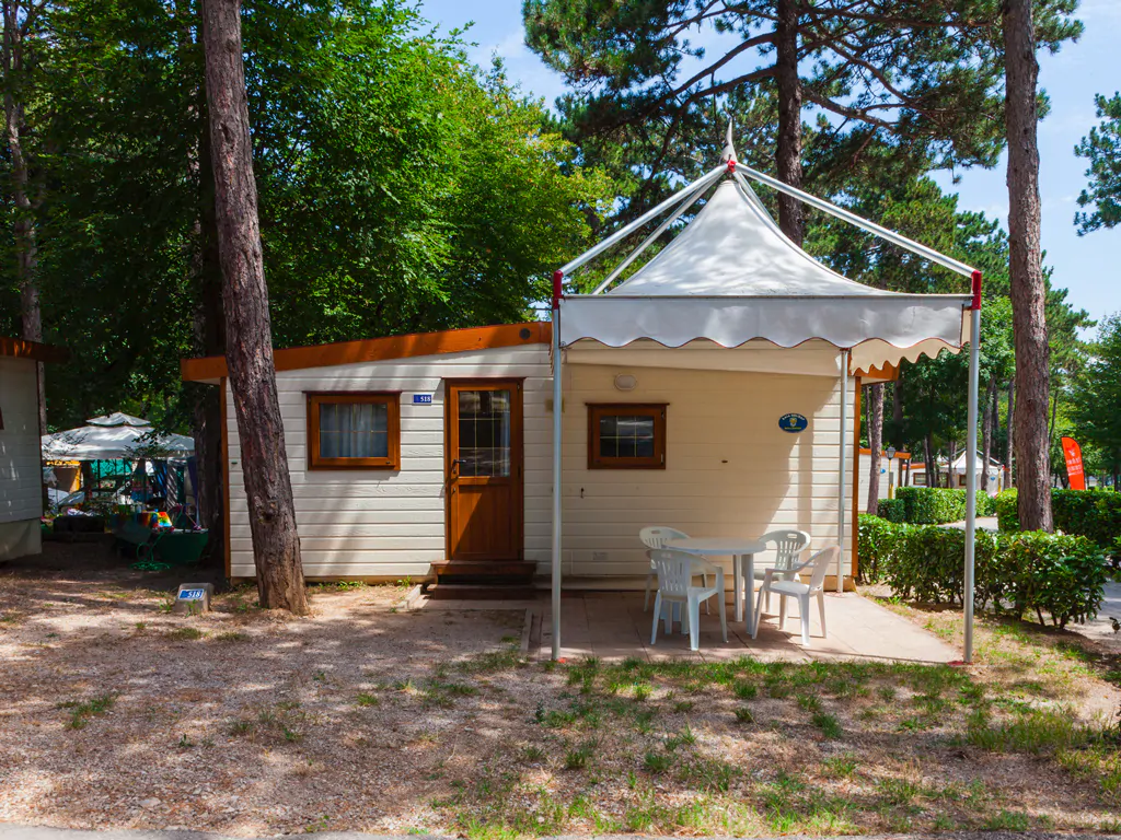 mobile-home-baia-comfort-exterior-terrace-2