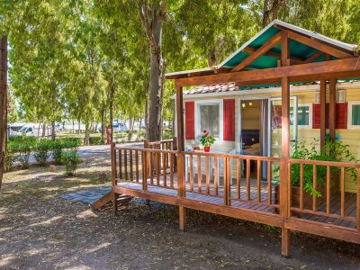 mobile-home-blu-resort-exterior-terrace