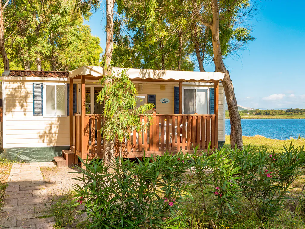 mobile-home-blu-romantic-exterior-terrace-i