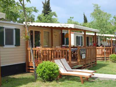 mobile-home-sunlodge-redwood-exterior-terrace-i-8
