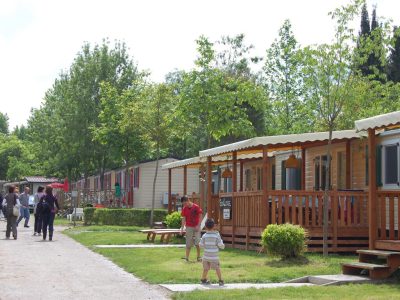 sun-lodge-aspen-mobile-home-exterior-12